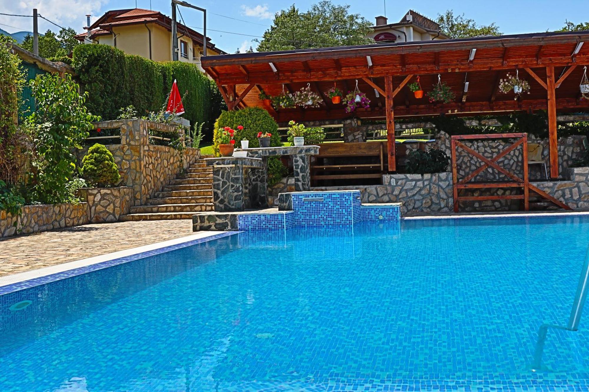 Holiday House Kubrat Sapareva Banya ภายนอก รูปภาพ