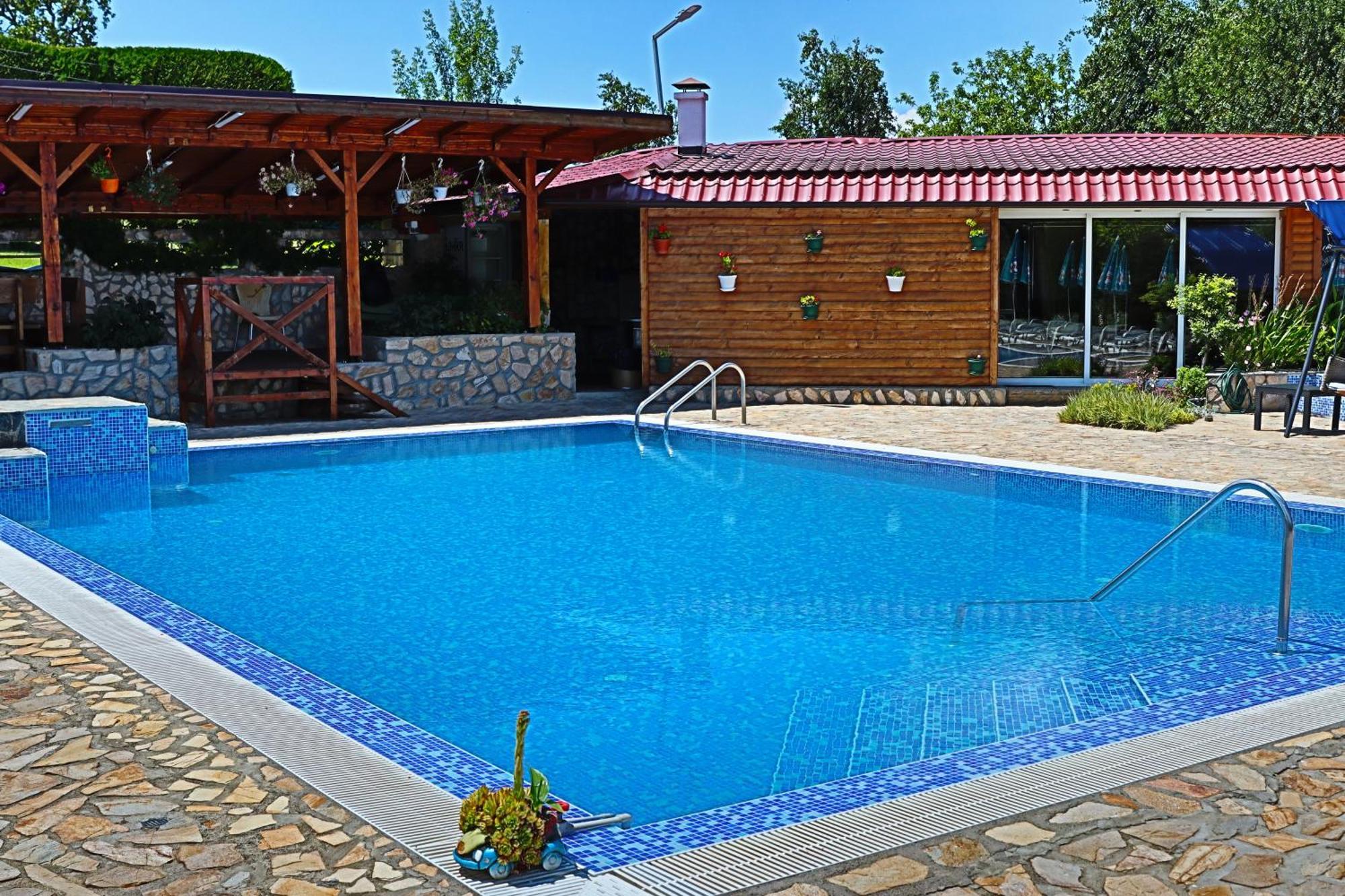 Holiday House Kubrat Sapareva Banya ภายนอก รูปภาพ