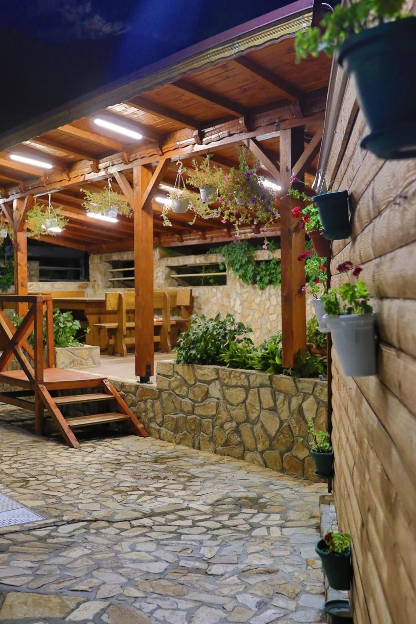 Holiday House Kubrat Sapareva Banya ภายนอก รูปภาพ